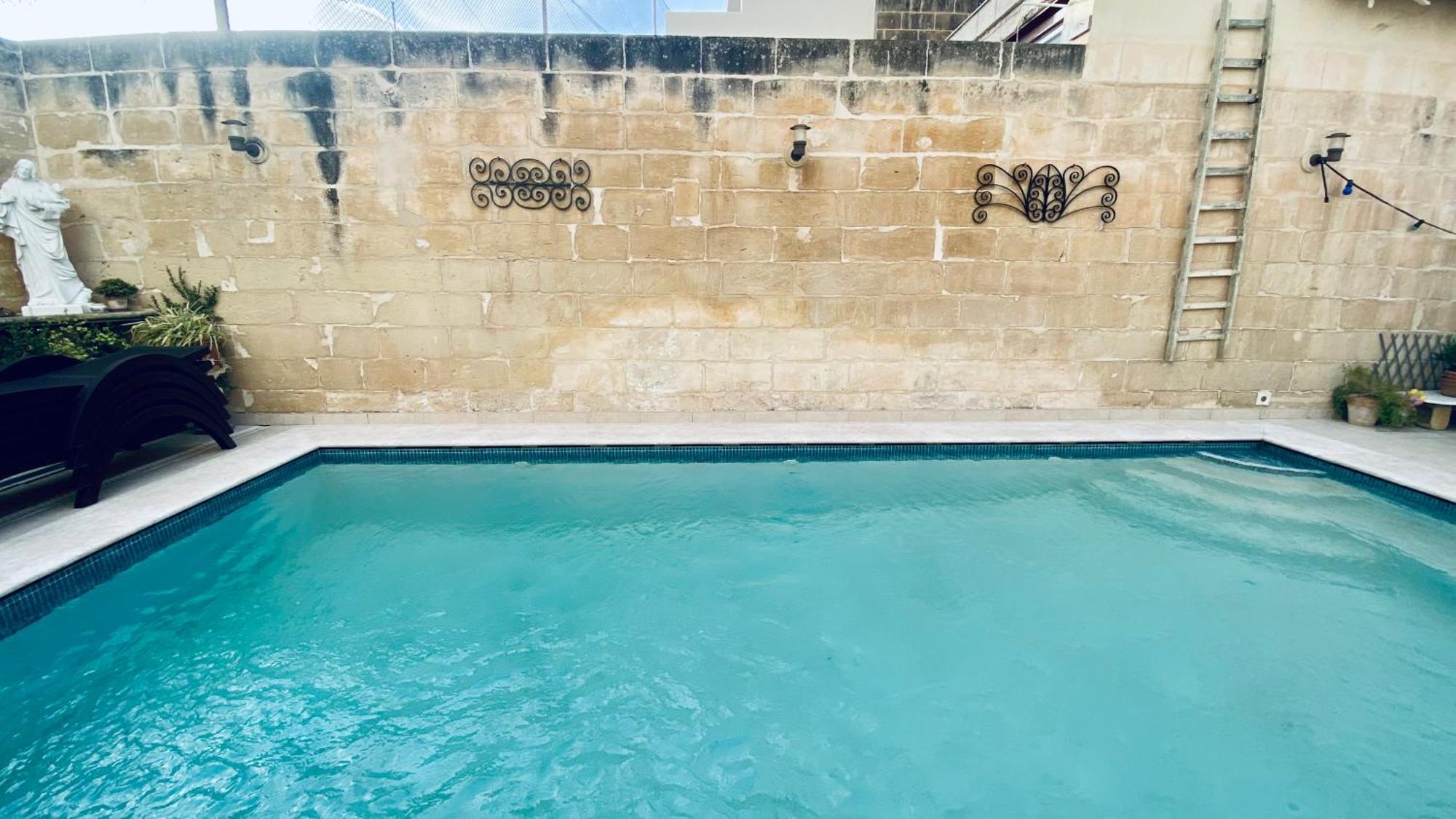 莫斯塔Free Breakfast, Pool, Spacious Aircon Hideaway公寓 外观 照片
